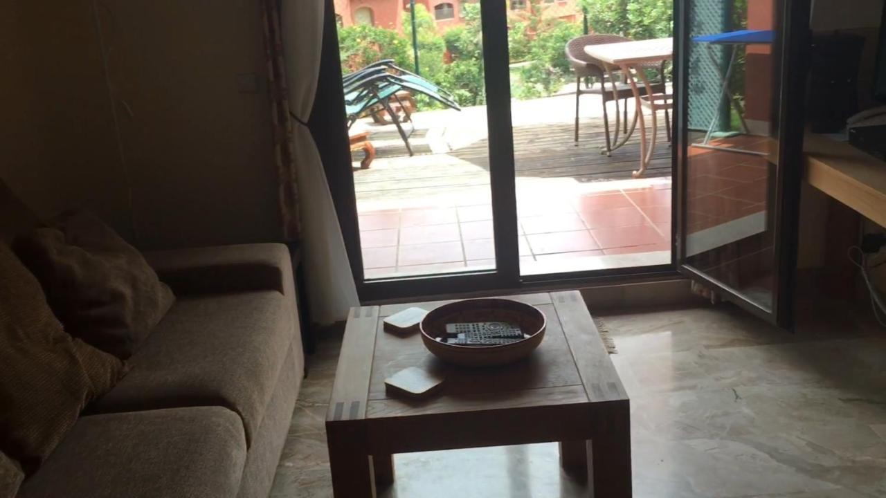 Luxury 2-Bedrooms & Bathrooms Estepona Apartment ภายนอก รูปภาพ
