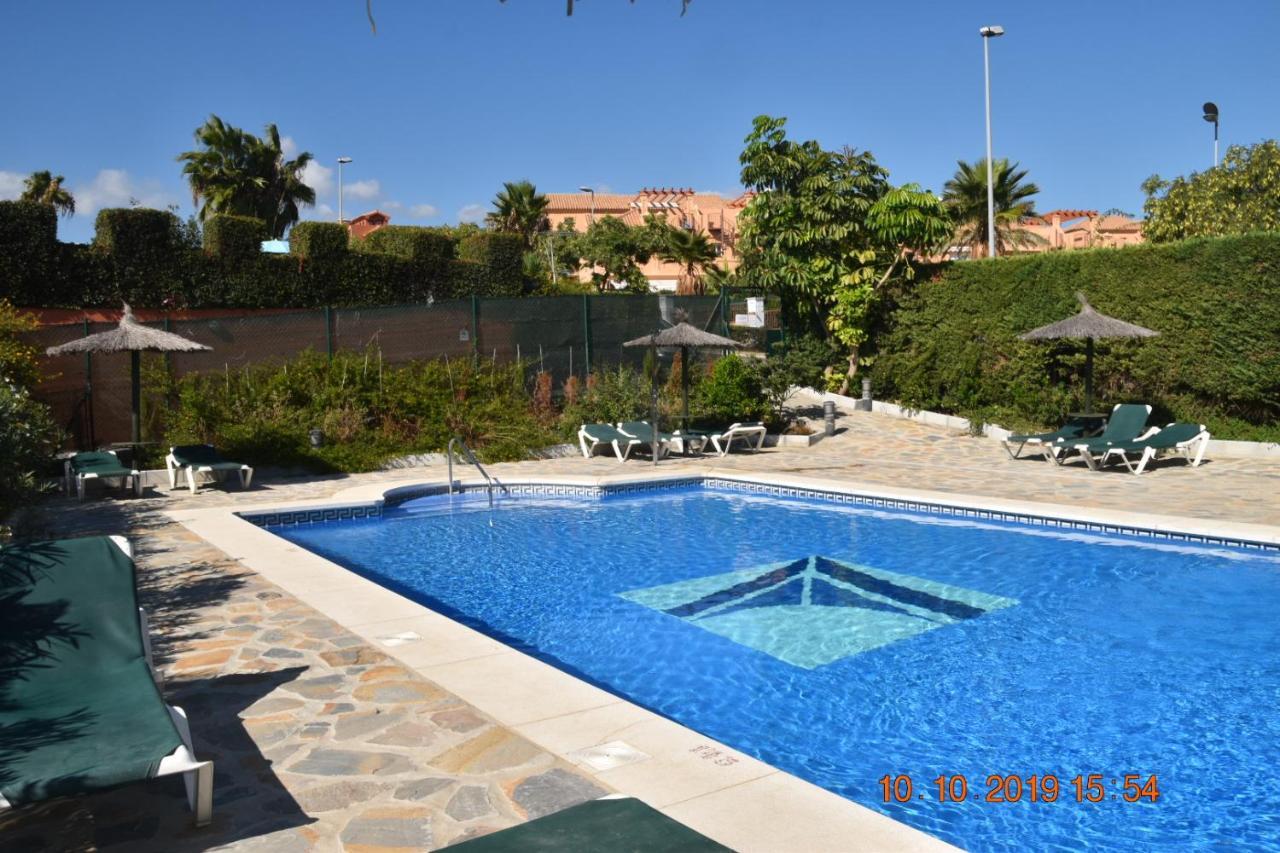 Luxury 2-Bedrooms & Bathrooms Estepona Apartment ภายนอก รูปภาพ